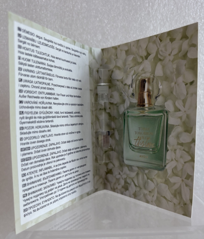 AVON TTA THIS LOVE für Sie EdP Spray / Karte mit Duftprobe